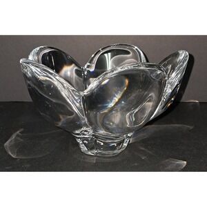 Orrefors Crystal 5 Petal Lotus Flower, for the shelf, Footed Bowl, 5.5wx3.5 tall